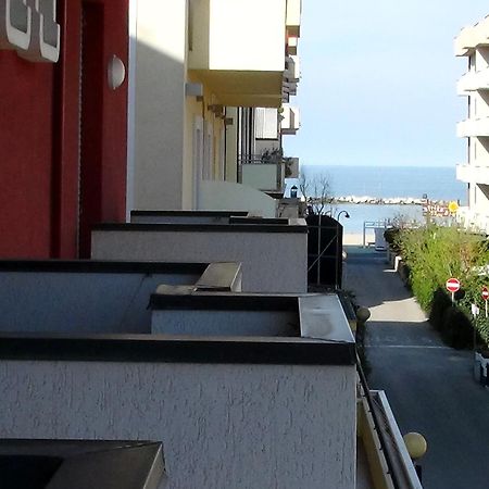 Hotel La Caravella Bellaria-Igea Marina Exterior foto