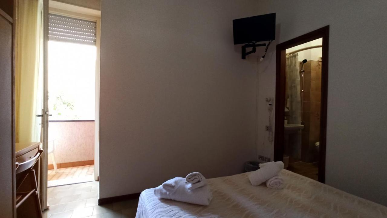 Hotel La Caravella Bellaria-Igea Marina Exterior foto